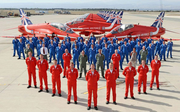 The RAF Red Arrows: Inside the Bubble: The 2014 RAF Red Arrows