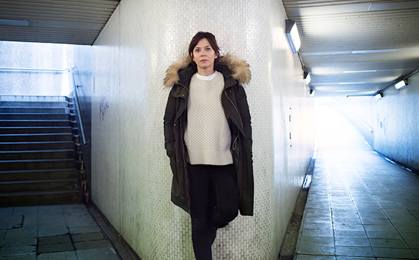 Anna Friel in Marcella