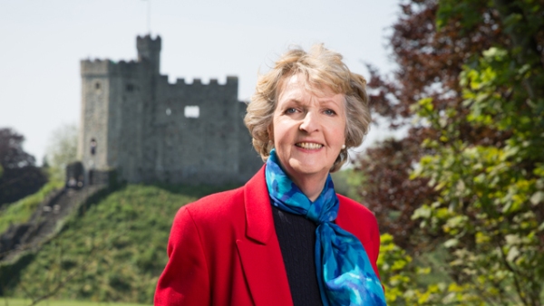 Penelope Keith at Her Majesty's Service