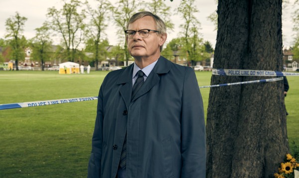 Martin Clunes in Manhunt