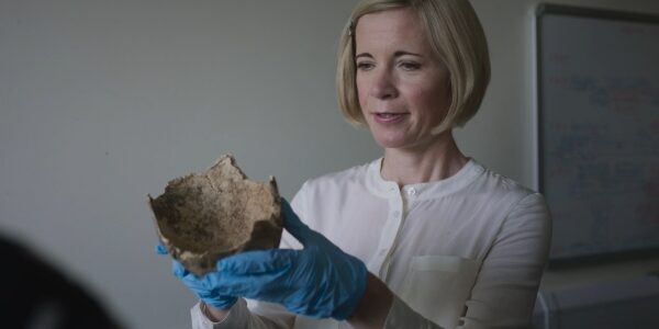 Lucy Worsley Investigates: Mystery of the “Princes in the Tower” Opens New Docuseries